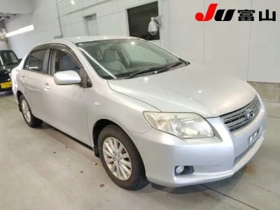Toyota COROLLA AXIO  с аукциона в Японии