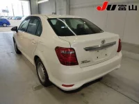 Toyota COROLLA AXIO лот № 3007 оценка 3.5  с аукциона в Японии 1