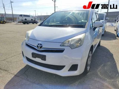 Toyota RACTIS  с аукциона в Японии