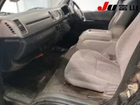 Toyota HIACE VAN лот № 3009 оценка 3  с аукциона в Японии 2