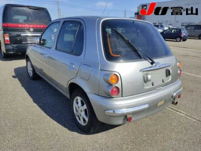 Nissan MARCH  с аукциона в Японии