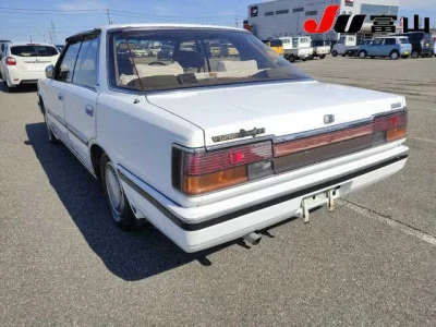 Nissan CEDRIC