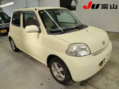 Daihatsu Esse  с аукциона в Японии