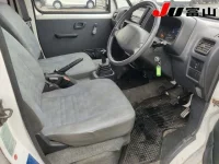 Suzuki EVERY лот № 1683 оценка 3  с аукциона в Японии 5