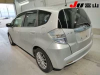 Honda FIT лот № 3090 оценка 3.5  с аукциона в Японии 1