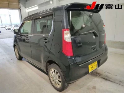 Suzuki WAGON R  с аукциона в Японии