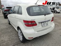 Mercedes-Benz B CLASS лот № 1090 оценка 3.5  с аукциона в Японии 1
