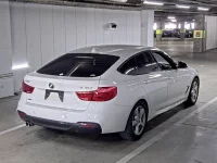 BMW 3-Series лот № 29 оценка 4  с аукциона в Японии 1