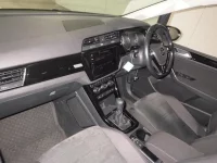 Volkswagen GOLF TOURAN лот № 68 оценка 4.5  с аукциона в Японии 2