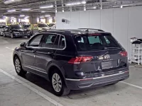 Volkswagen TIGUAN лот № 551 оценка 4.5  с аукциона в Японии 4