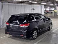 Toyota WISH лот № 803 оценка 4  с аукциона в Японии 1