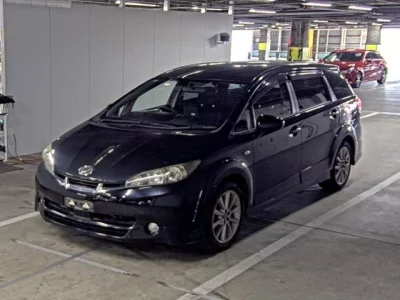 Toyota WISH  с аукциона в Японии