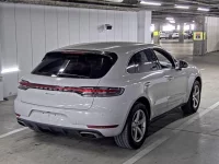 Porsche MACAN лот № 62 оценка 4.5  с аукциона в Японии 1