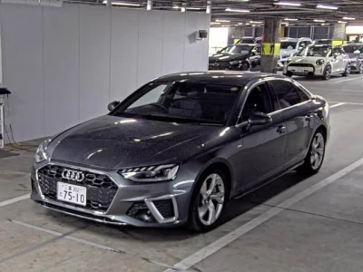 Audi A4  с аукциона в Японии