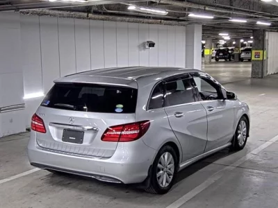 Mercedes-Benz B CLASS