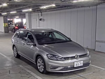 Volkswagen GOLF VARIANT