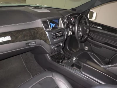 Mercedes-Benz ML CLASS