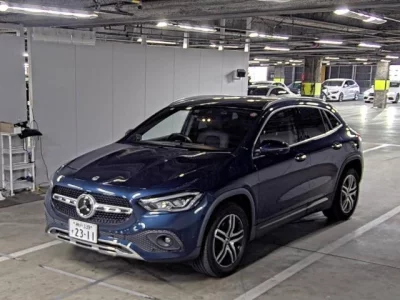 Mercedes-Benz GLA CLASS