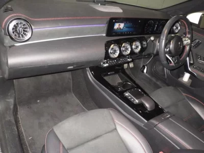 Mercedes-Benz CLA CLASS