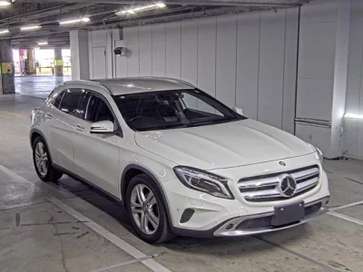 Mercedes-Benz GLA CLASS