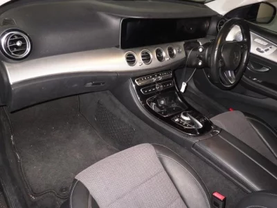 Mercedes-Benz E CLASS WAGON