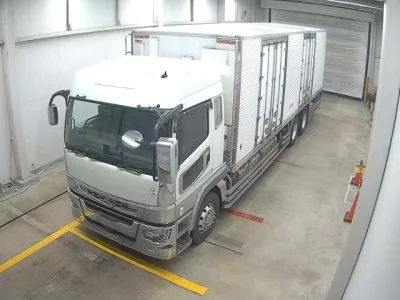 Mitsubishi FUSO TRUCK  с аукциона в Японии