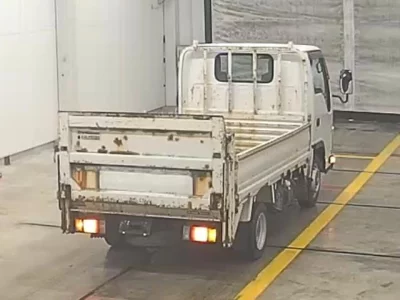 Mazda TITAN  с аукциона в Японии