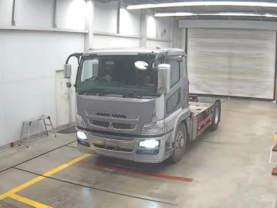 Mitsubishi FUSO TRUCK  с аукциона в Японии