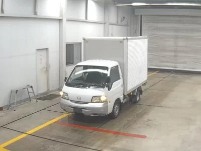 Mazda BONGO  с аукциона в Японии