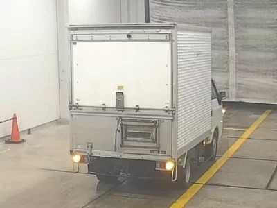 Mazda BONGO  с аукциона в Японии