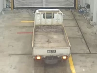 Toyota DYNA лот № 3047 оценка W  с аукциона в Японии 2