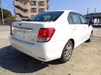 Toyota COROLLA AXIO
