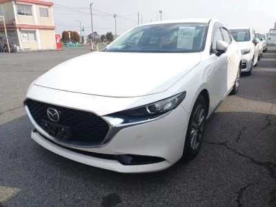 Mazda MAZDA3  с аукциона в Японии