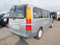 Honda STEP WAGON лот № 12564 оценка 3  с аукциона в Японии 2