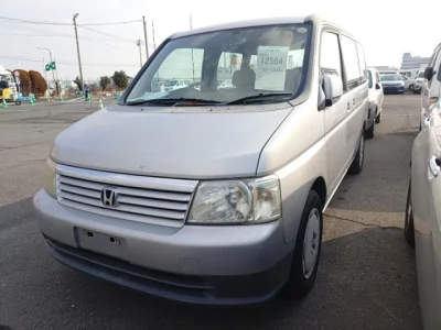 Honda STEP WAGON  с аукциона в Японии