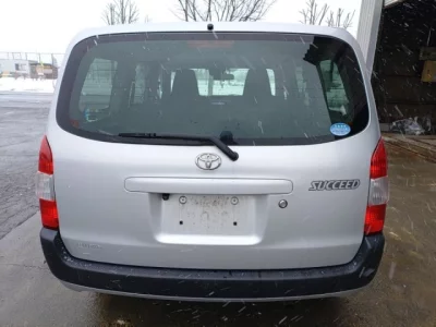 Toyota SUCCEED