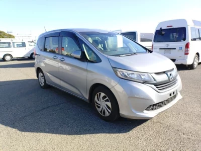 Honda FREED  с аукциона в Японии