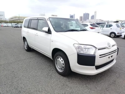 Toyota PROBOX  с аукциона в Японии