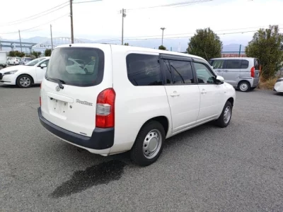 Toyota PROBOX  с аукциона в Японии