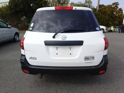Nissan AD