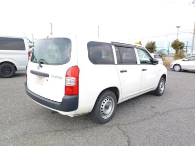 Toyota PROBOX  с аукциона в Японии