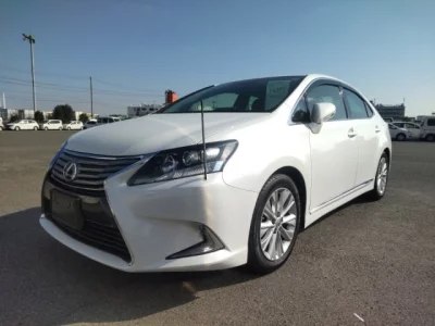 Lexus HS