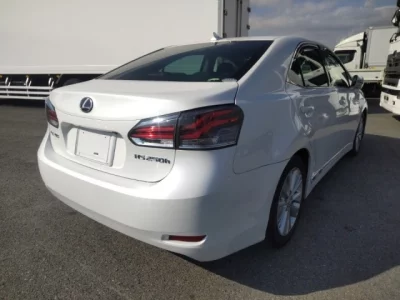 Lexus HS