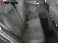 Volkswagen TIGUAN лот № 9235 оценка 3  с аукциона в Японии 6