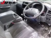 Mazda BONGO VAN лот № 8001 оценка R  с аукциона в Японии 2