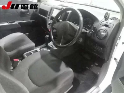 Mitsubishi LANCER VAN