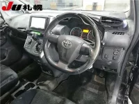 Toyota WISH лот № 1 оценка 3  с аукциона в Японии 2