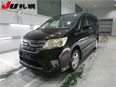 Nissan SERENA  с аукциона в Японии