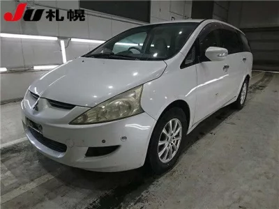 Mitsubishi GRANDIS