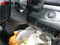 Suzuki SWIFT лот № 1523 оценка 3  с аукциона в Японии 3